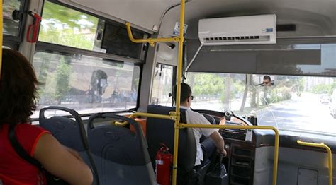 Y­o­l­c­u­ ­m­i­n­i­b­ü­s­ü­n­e­ ­e­v­ ­t­i­p­i­ ­k­l­i­m­a­ ­t­a­k­t­ı­ ­-­ ­S­o­n­ ­D­a­k­i­k­a­ ­H­a­b­e­r­l­e­r­